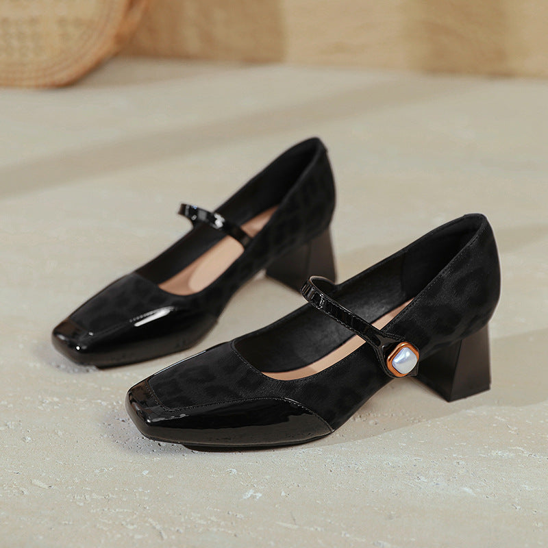 Retro Leather Leopord Patchwork One Straped Pearl Chunky Sandals - Image 4