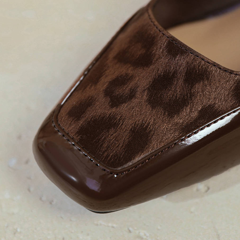 Retro Leather Leopord Patchwork One Straped Pearl Chunky Sandals - Image 7