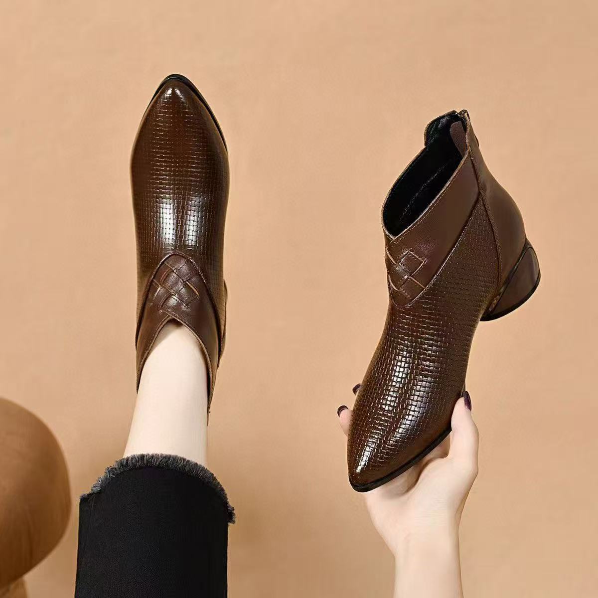 Top Leather Retro Pointed Toe Chunky Zipper Ankle Boots - Image 5