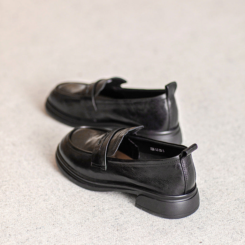 Brown Classic Vintage Textured Leather Loafers for Women - Image 7